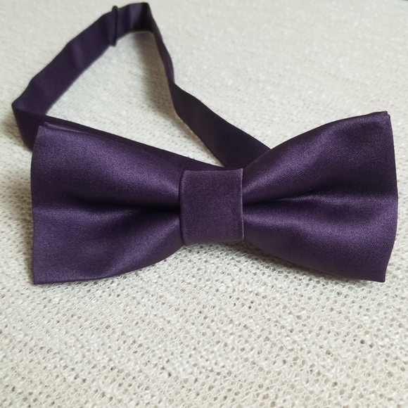 Bow tie - Picture 3 of 3